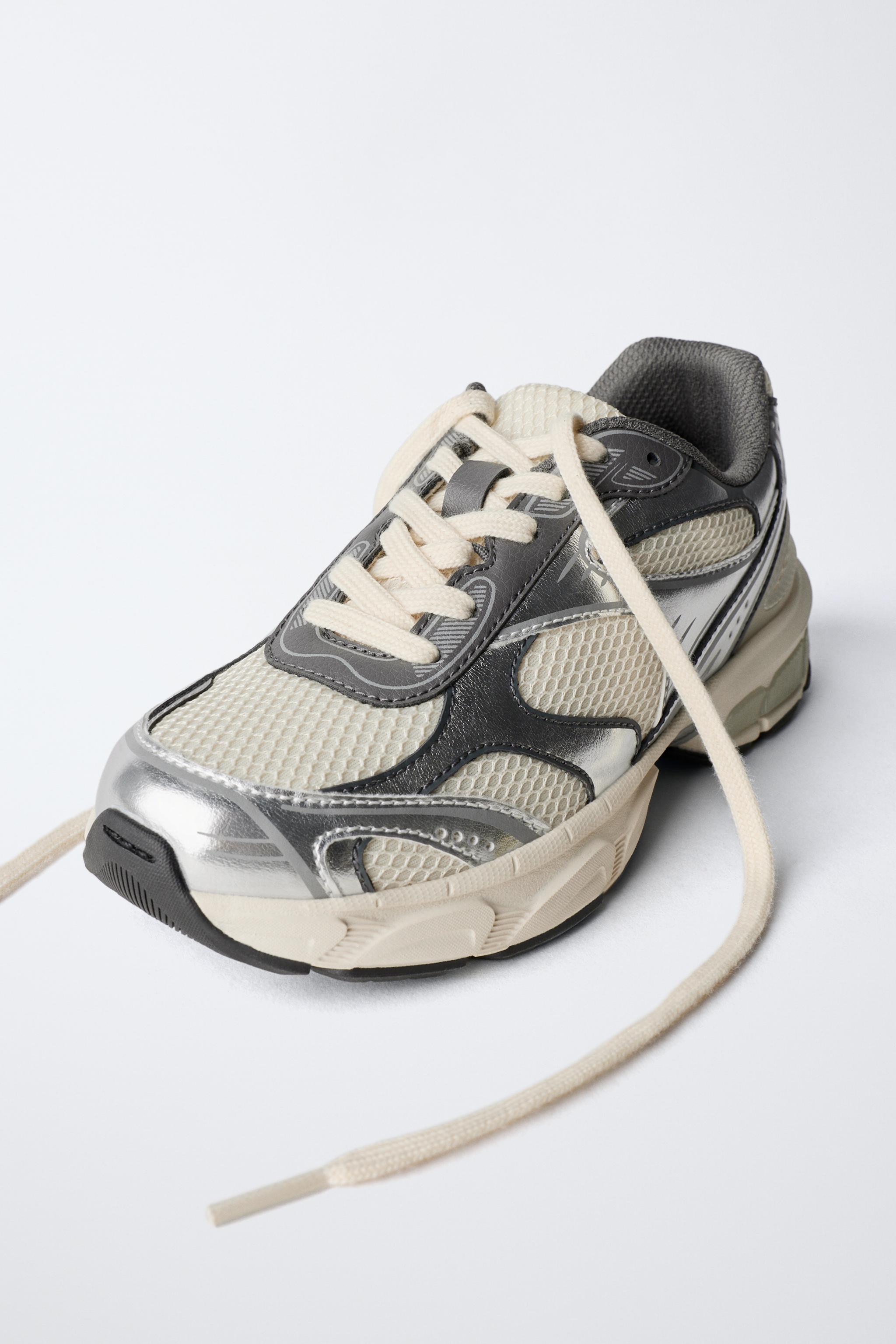 MESH ATHLETIC SNEAKERS